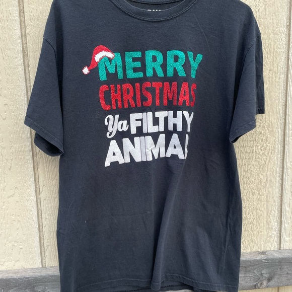 Merry Christmas ya filthy animal Home alone graphic tee - Picture 4 of 15